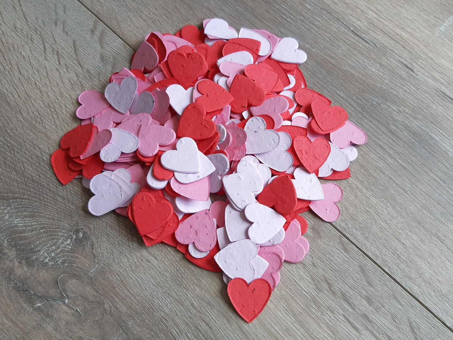 Confettis à planter coeurs roses et rouges La Fabrik' à Pousses